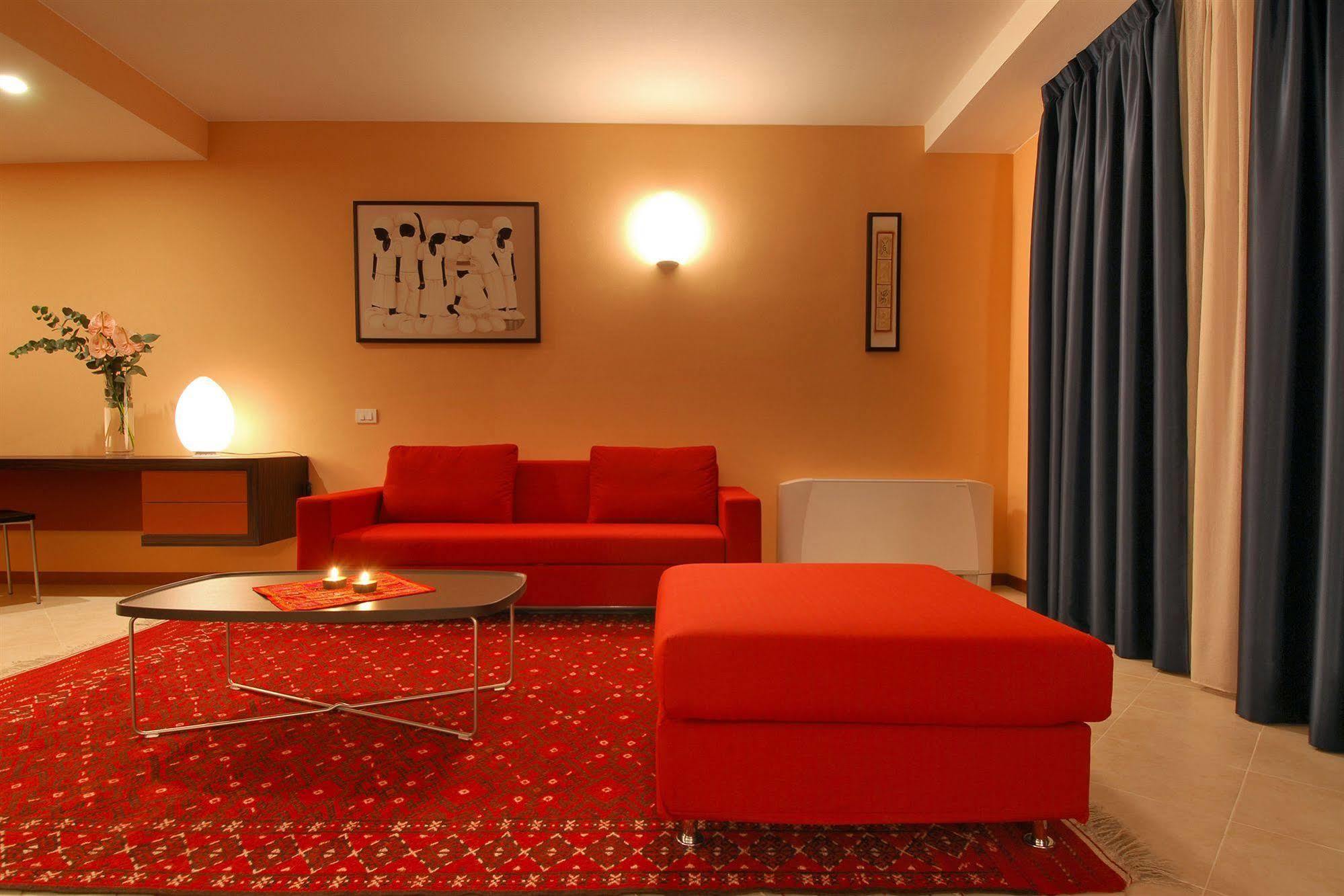 Hotel Rosso Frizzante Sorbara Exterior foto